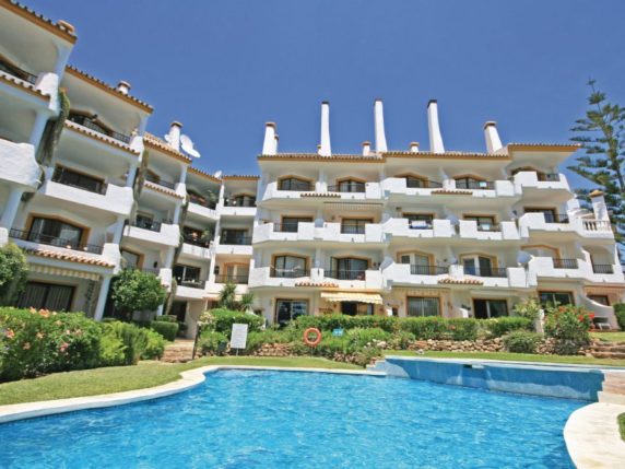Image 1 of 19 - Beautiful triplex penthouse apartment a stone´s throw away from the beach