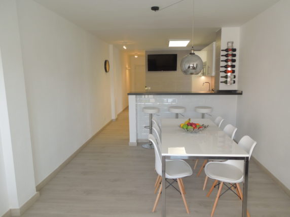 Image 3 of 9 - Modern apartment right in the centre of La Cala de Mijas on the Boulevard