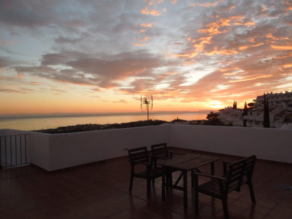 Image 4 of 16 - Penthouse with private roof terrace and stunning sea views