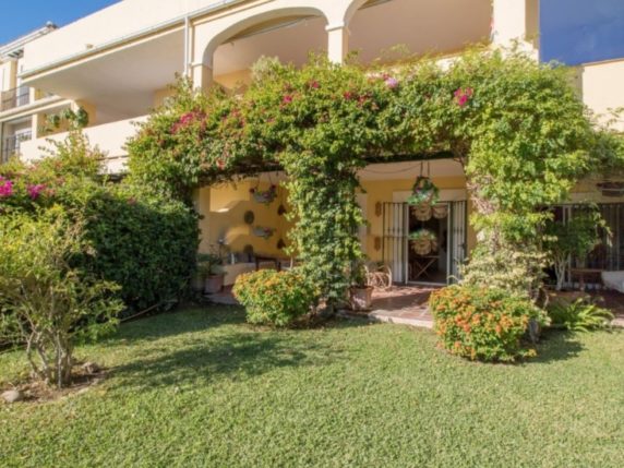 Image 18 of 30 - Garden apartment frontline La Quinta Golf