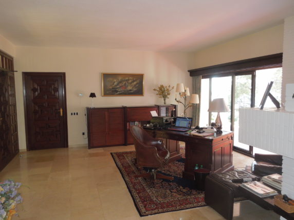 Image 9 of 18 - Beautiful property in great location in La Cala