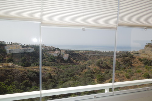 Image 3 of 7 - Most beautiful modern apartment with panoramic sea views