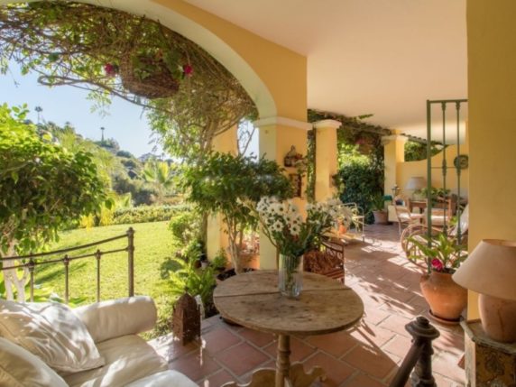 Image 3 of 30 - Garden apartment frontline La Quinta Golf