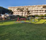 Pulsa para agrandar la imagen:zona comunitaria = parque infantil