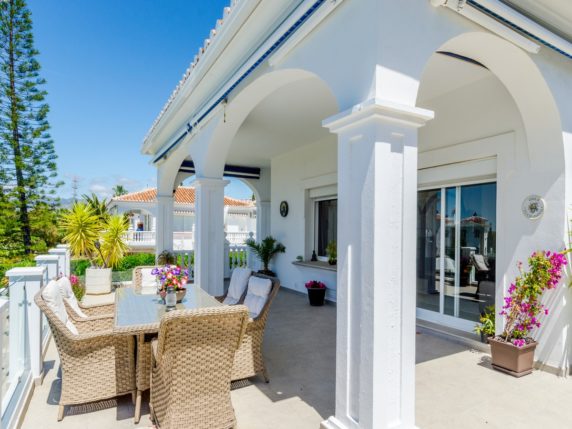 Imagen 8 de 38 - Impresionante villa en ubicación privilegiada  al lado del campo de golf muy cerca del centro de La Cala de Mijas