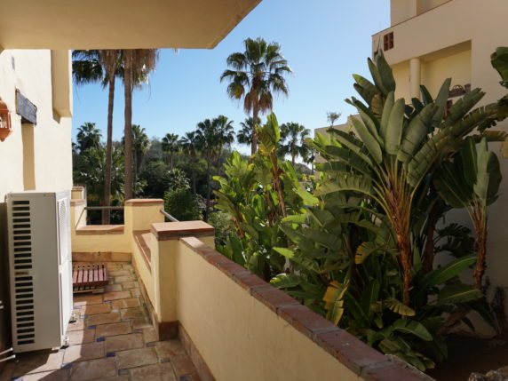 Image 5 of 20 - Spacious apartment in the famous urbanisation Lomas de Marbella Club