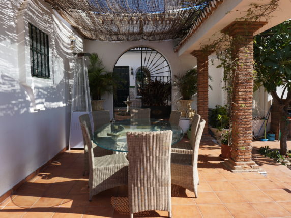 Image 28 of 29 - Beautiful villa with large plot close to the beach with many possibilities