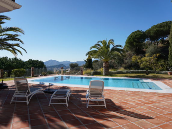 Image 8 of 38 - Impressive villa built to highest standards with panoramic views in Valtocado