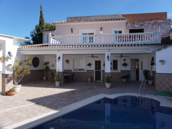 Image of property V336: Detached villa with private pool close to amenities with potential