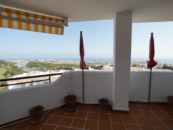 Image 4 of 13 - Unfurnished apartment close to the Miel y Nata Mountain restauarant