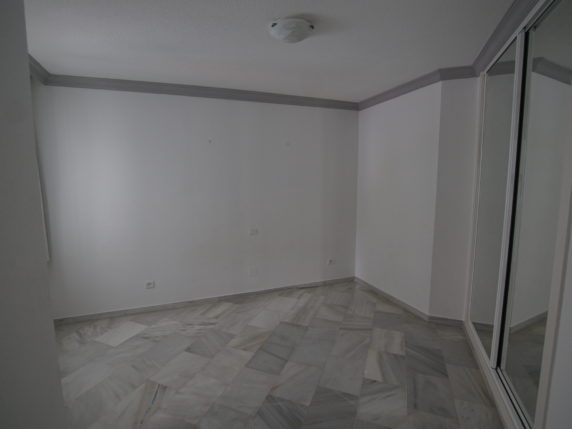 Image 9 of 13 - Unfurnished apartment close to the Miel y Nata Mountain restauarant