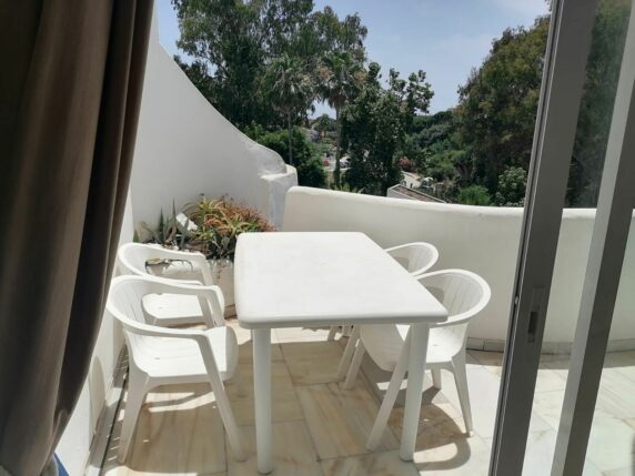 Image 12 of 15 - Lovely duplex apartment within walking distance of beach and amenities