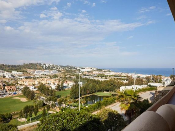 Image 1 of 31 - Wonderful duplex penthouse with lovely sea & golf views 600m from the beach