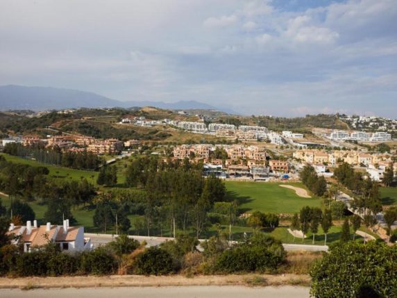 Bild 11 von 31 - Tolles Maisonette Penthaus mit wunderschönem Ausblick (Meer & Golfplatz) 600m vom Strand entfernt