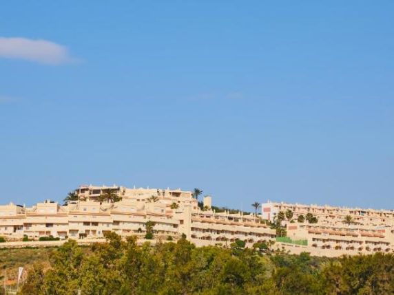 Bild 4 von 31 - Tolles Maisonette Penthaus mit wunderschönem Ausblick (Meer & Golfplatz) 600m vom Strand entfernt
