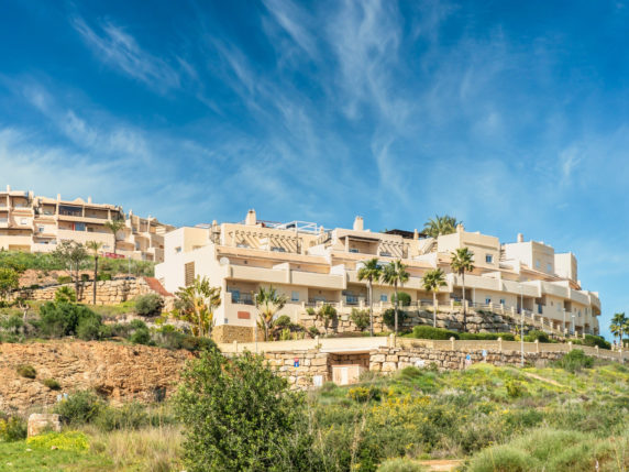 Bild 2 von 31 - Tolles Maisonette Penthaus mit wunderschönem Ausblick (Meer & Golfplatz) 600m vom Strand entfernt