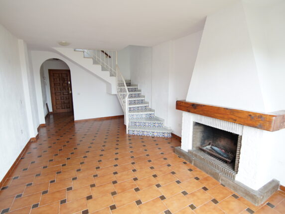 Image 9 of 15 - Great penthouse duplex apartment with large terrace within walking distance of the beach