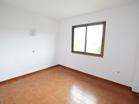 Image 10 of 15 - Great penthouse duplex apartment with large terrace within walking distance of the beach
