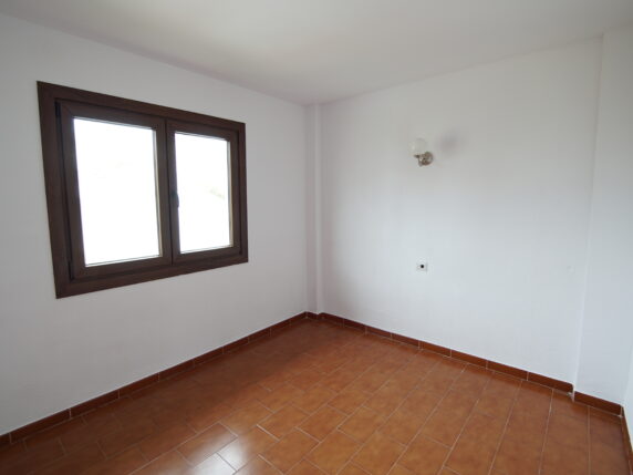 Image 11 of 15 - Great penthouse duplex apartment with large terrace within walking distance of the beach