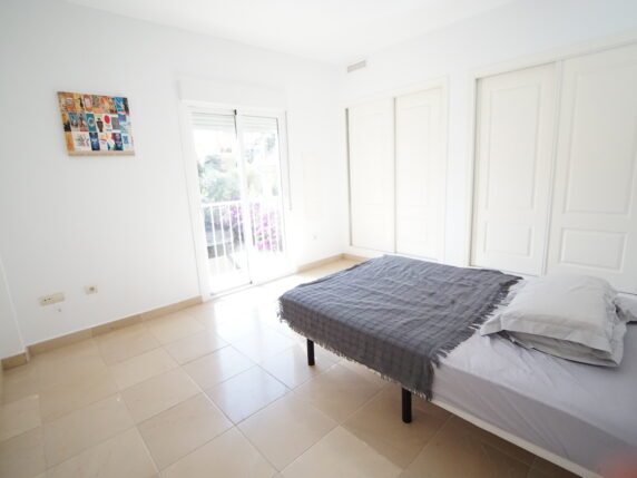 Image 10 of 20 - Spacious and modern villa in upper Riviera with private pool and a lot of potential