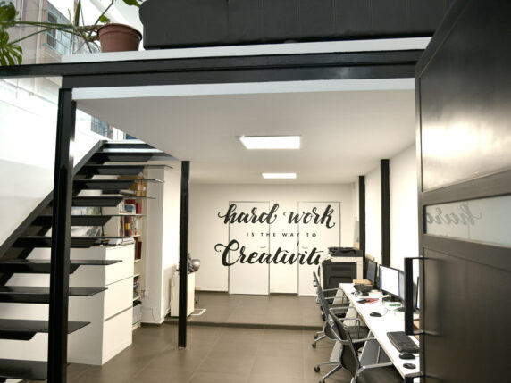 Image 1 of 6 - Modern loft style office in the city centre of Málaga