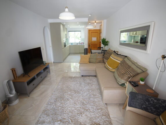 Image 7 of 13 - Modern apartment with large private garden 350m from the beach