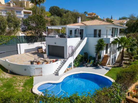 Image 1 of 40 - Stunning fully modernized villa within walking distance of La Cala beach