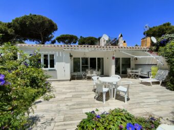 Image of property V388: Lovely semi-detached villa within walking distance of the beach with many possibilities
