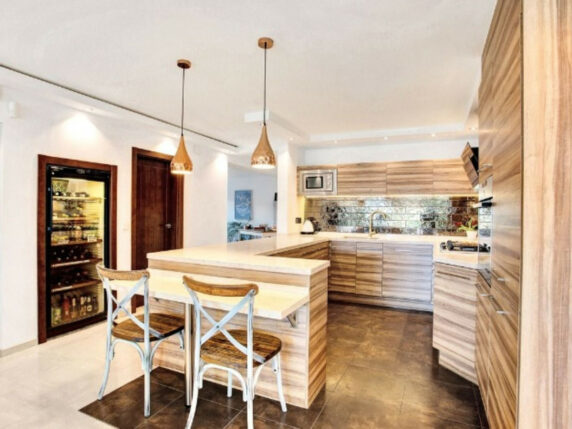 Image 62 of 69 - Impressive villa a stone's throw away from the beach with heated pool