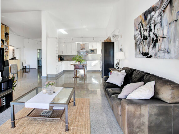 Image 57 of 69 - Impressive villa a stone's throw away from the beach with heated pool