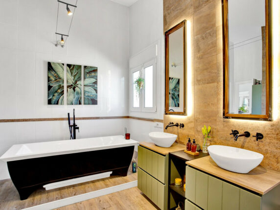 Image 53 of 69 - Impressive villa a stone's throw away from the beach with heated pool
