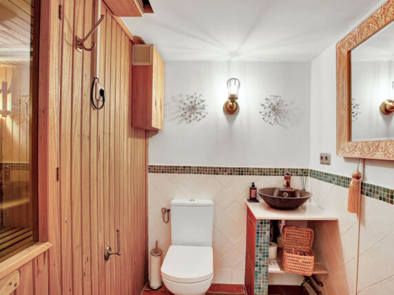 Image 49 of 69 - Impressive villa a stone's throw away from the beach with heated pool