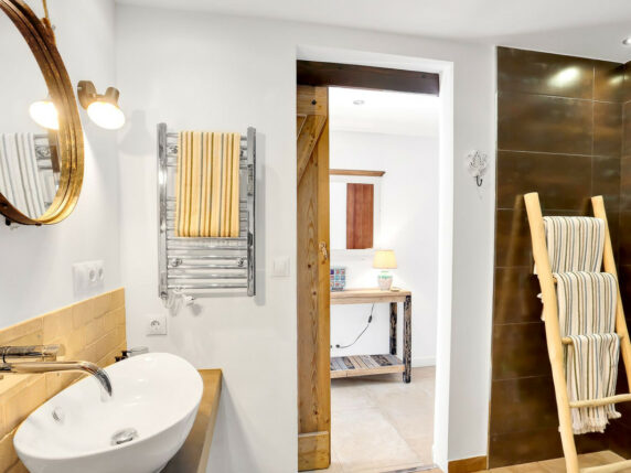 Image 43 of 69 - Impressive villa a stone's throw away from the beach with heated pool