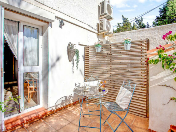 Image 42 of 69 - Impressive villa a stone's throw away from the beach with heated pool