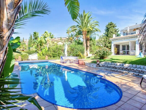 Image 2 of 69 - Impressive villa a stone's throw away from the beach with heated pool