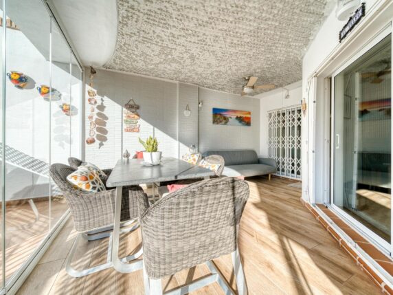 Bild 14 von 30 - Geräumige und komplett renovierte Wohnung im Erdgeschoss in Strandnähe 
