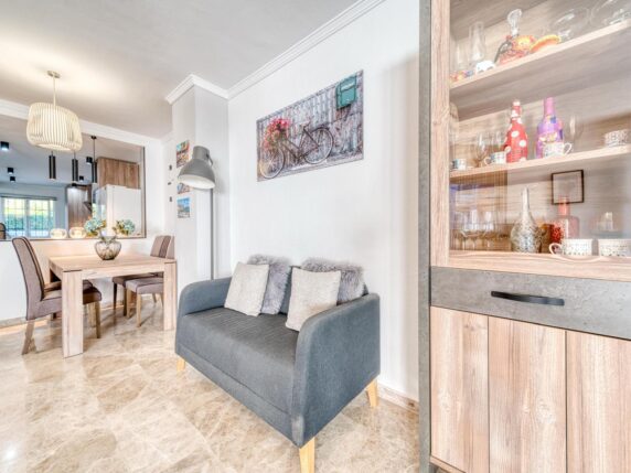 Bild 10 von 30 - Geräumige und komplett renovierte Wohnung im Erdgeschoss in Strandnähe 