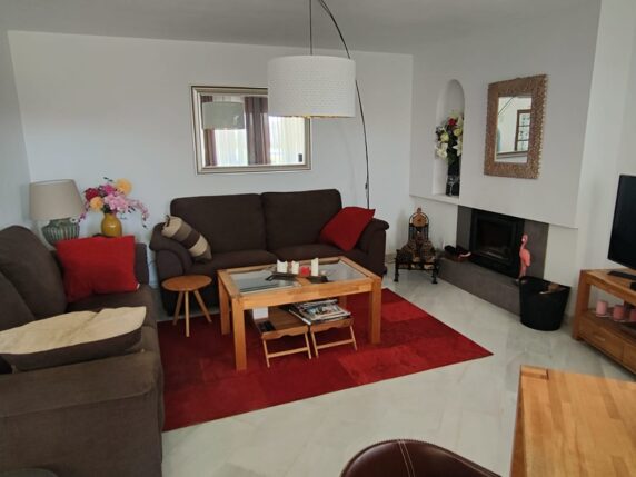 Image 8 of 19 - Very spacious apartment in a beautiful community with 2 pools