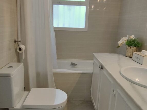 Image 16 of 19 - Very spacious apartment in a beautiful community with 2 pools