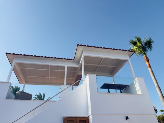 Image 6 of 45 - Fully renovated luxury villa just steps from the beach in Cabopino and Marbesa