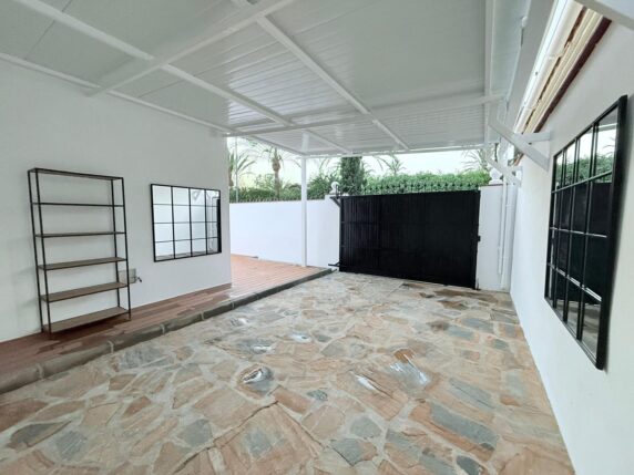 Image 32 of 45 - Fully renovated luxury villa just steps from the beach in Cabopino and Marbesa