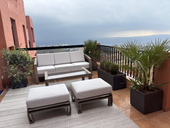 Image 6 of 20 - Elegant high quality penthouse with 270º sea views, jacuzzi  and many features