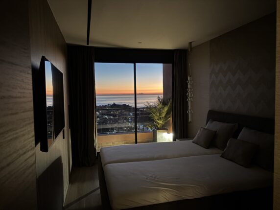 Image 13 of 20 - Elegant high quality penthouse with 270º sea views, jacuzzi  and many features