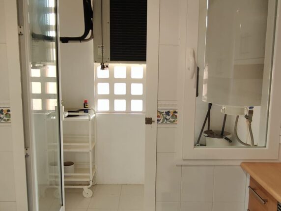 Image 16 of 21 - Modern apartment with breathtaking sea views