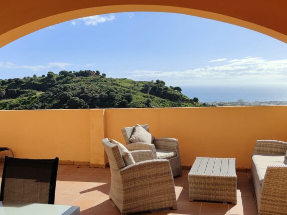 Image 4 of 21 - Modern apartment with breathtaking sea views