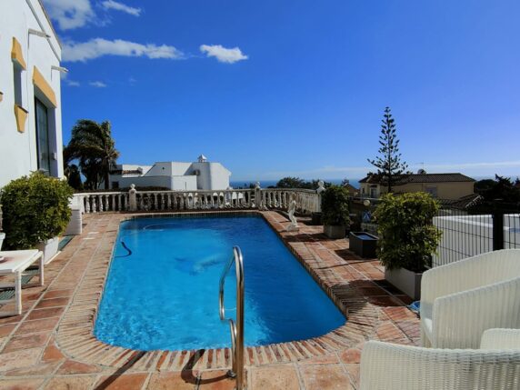 Bild 4 von 36 - Geräumige Villa mit unglaublicher Aussicht auf das Meer