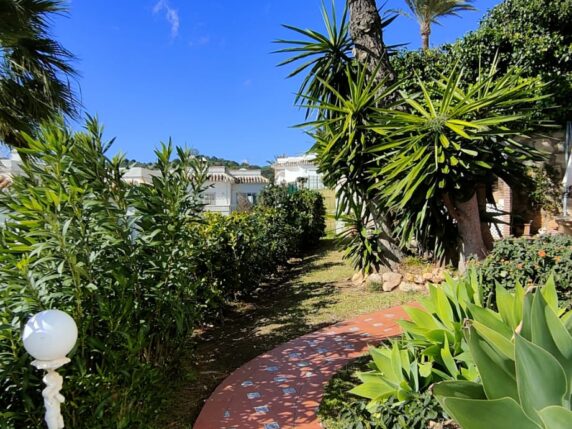 Bild 11 von 36 - Geräumige Villa mit unglaublicher Aussicht auf das Meer