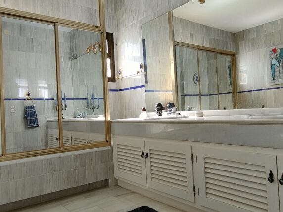 Bild 32 von 36 - Geräumige Villa mit unglaublicher Aussicht auf das Meer