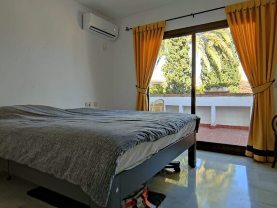 Bild 22 von 36 - Geräumige Villa mit unglaublicher Aussicht auf das Meer