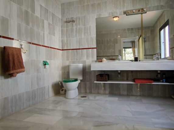 Bild 29 von 36 - Geräumige Villa mit unglaublicher Aussicht auf das Meer